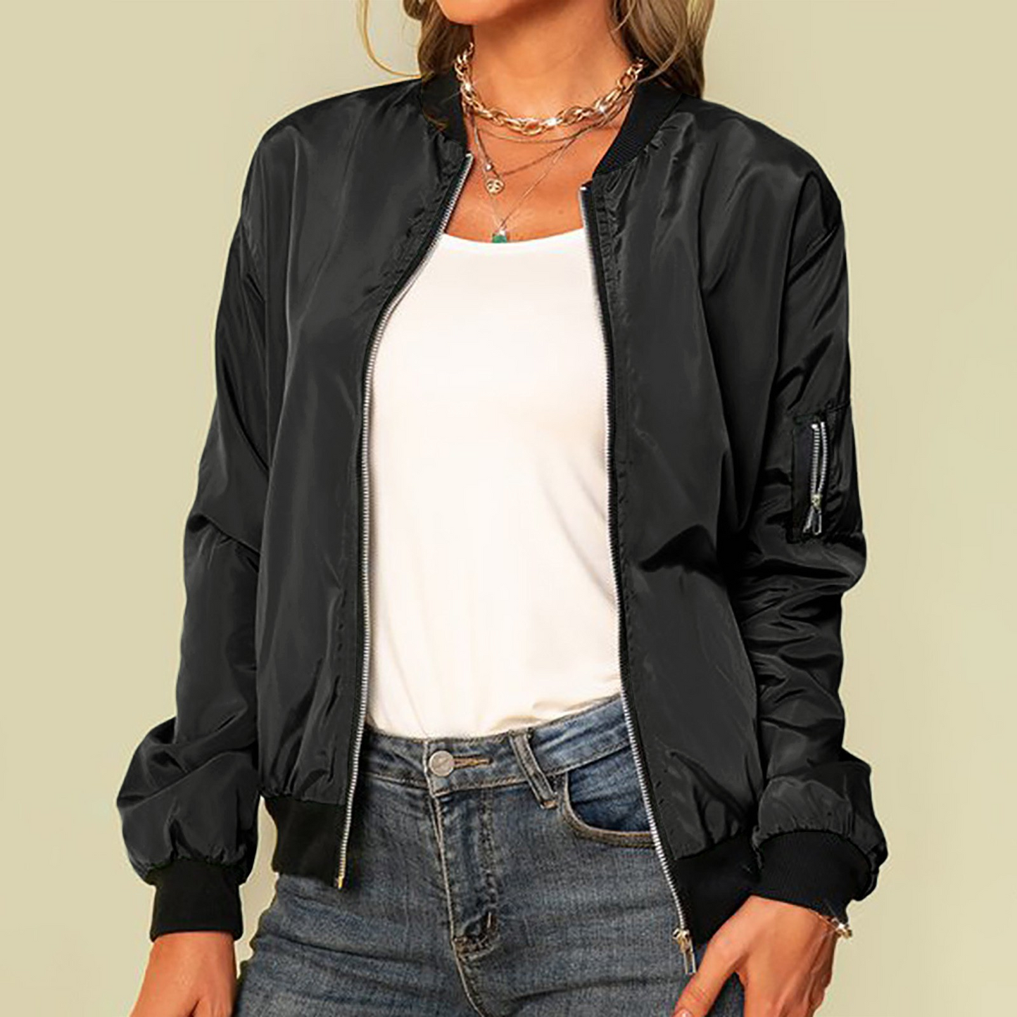 Brilla con luz propia | Elegante chaqueta bomber para mujer