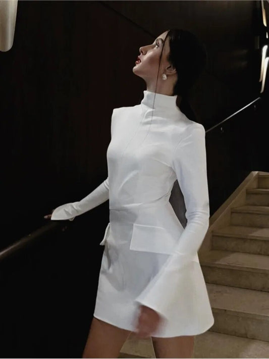 Deslumbra | Minivestido de cuello alto para mujer