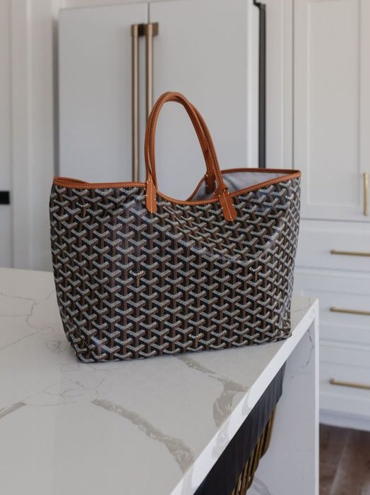 Out-Shine | Pocket Spacious & Stylish