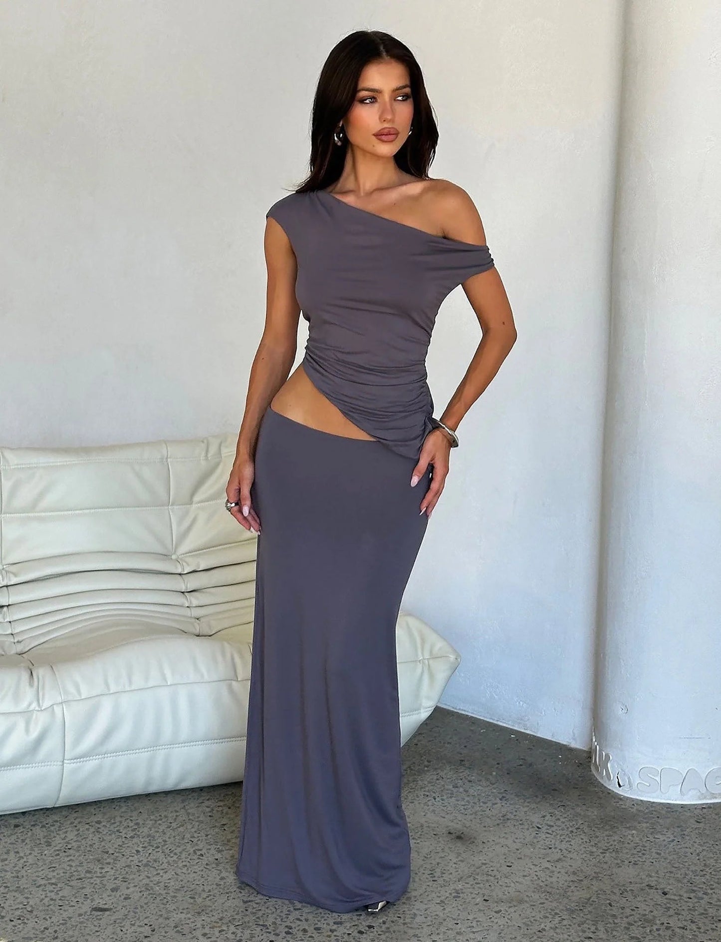 Out-Shine | Classic Bodycon Silhouette Maxi Skirt