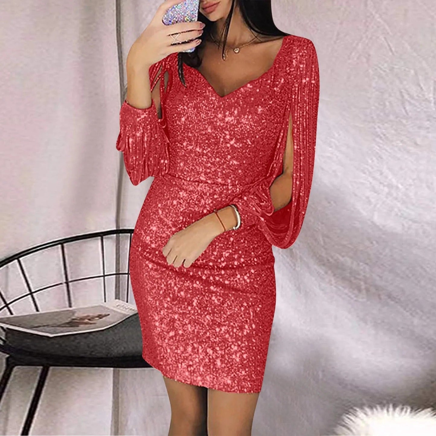 Deslumbra | Elegante vestido con lentejuelas y borlas para mujer