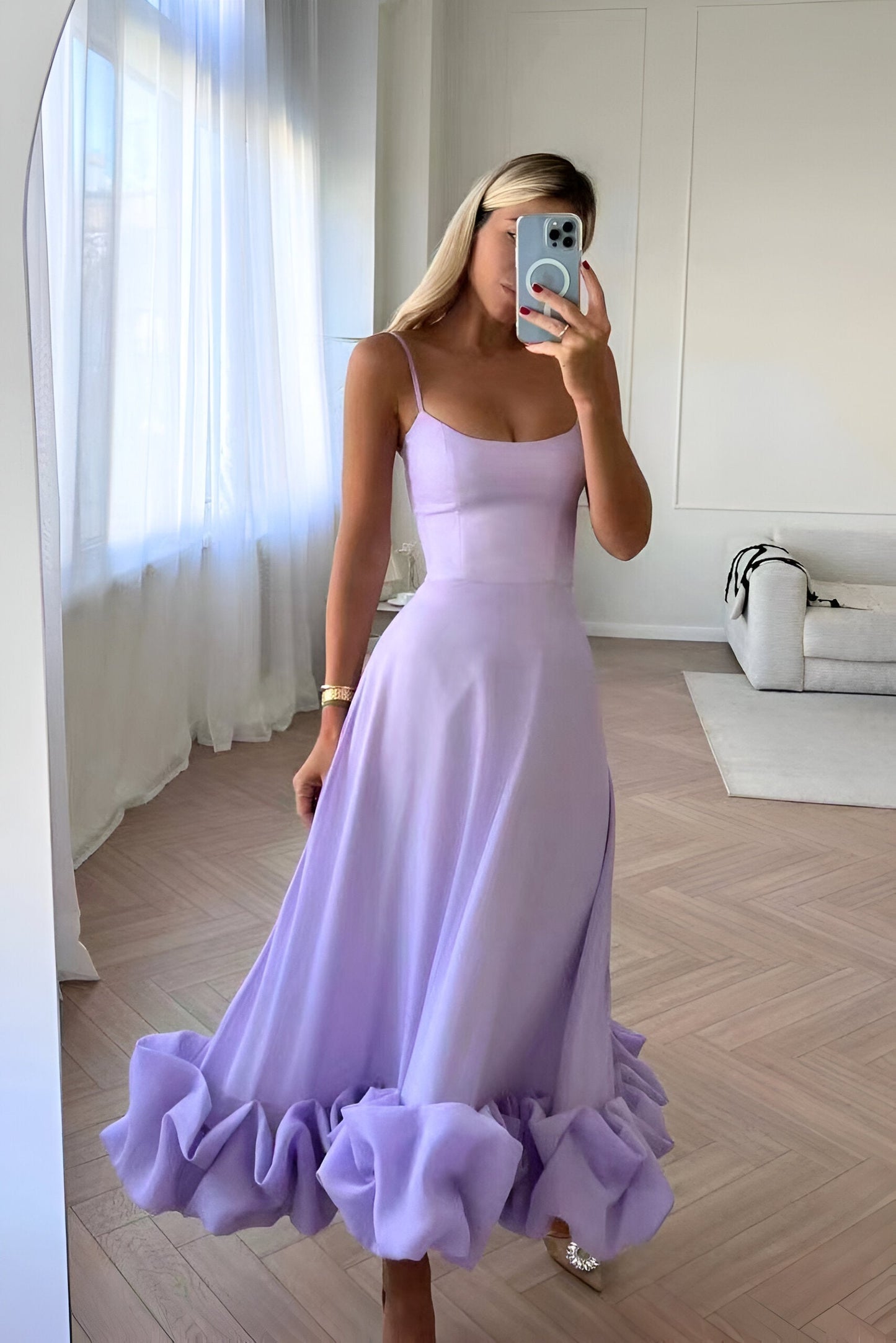 Deslumbra | Vestido de silueta con detalles elegantes