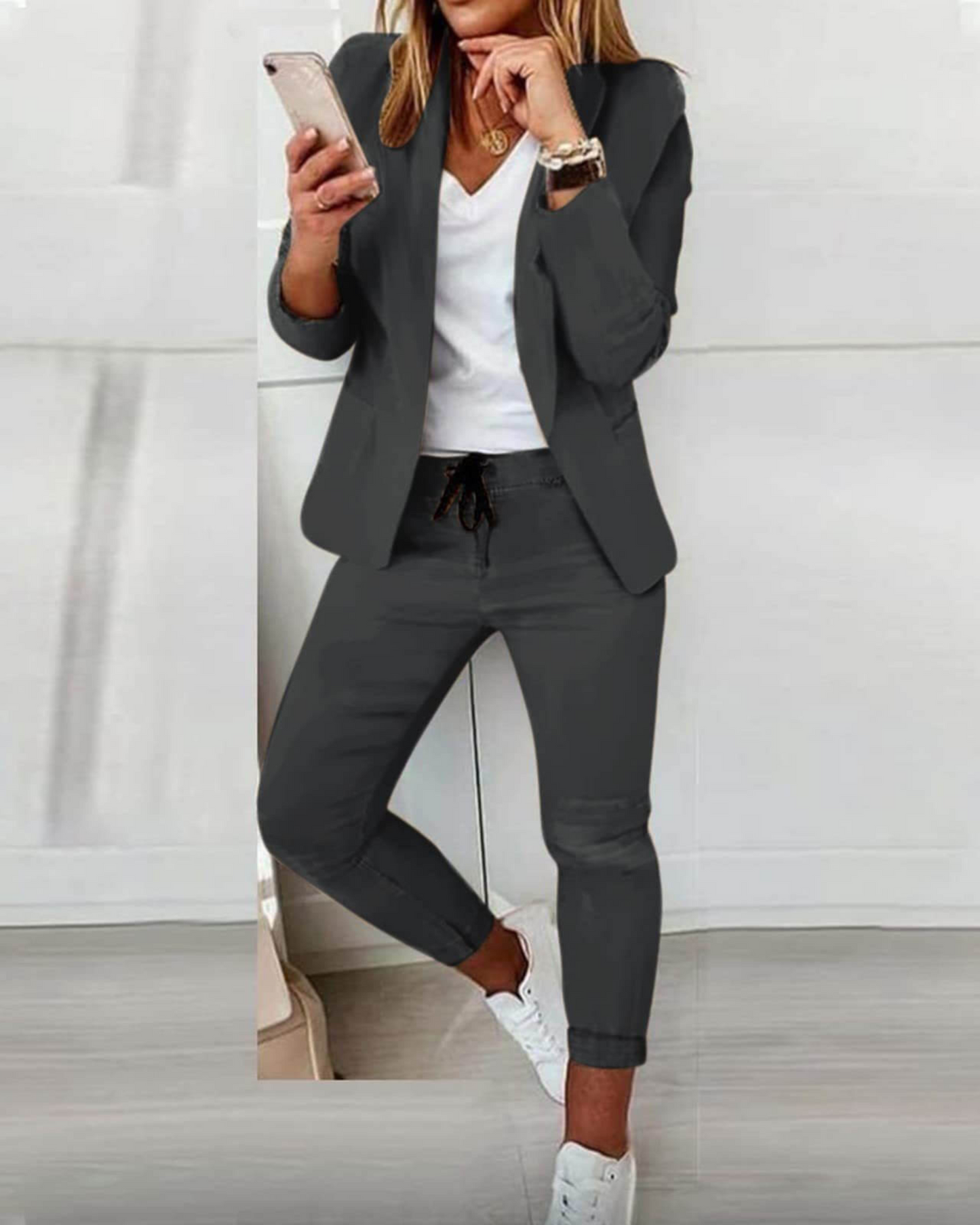 Deslumbra | Elegante conjunto de blazer y pantalón