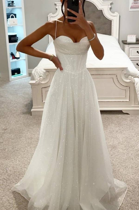 Deslumbra | Vestido de gala brillante con encaje