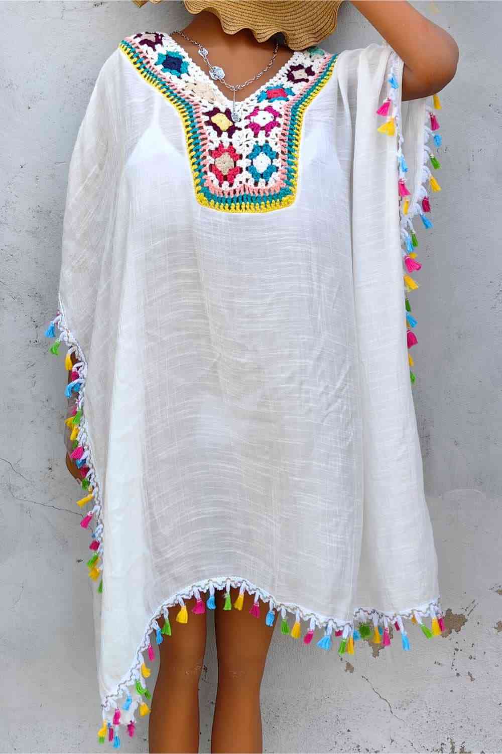 Deslumbra | Vestido bordado con detalle de borlas