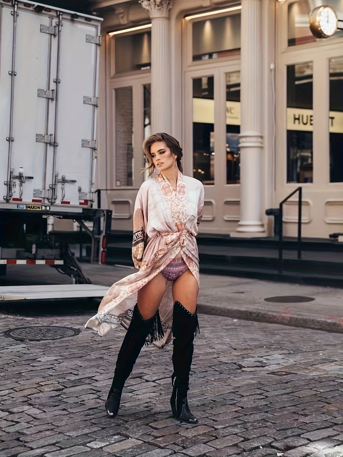 Deslumbra | Kimono ligero con estampado floral