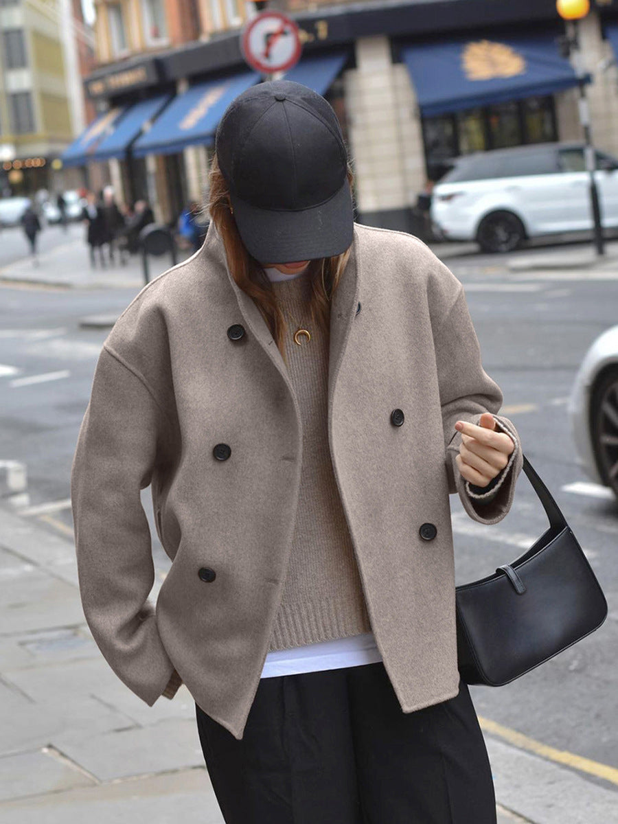 Out-Shine | Stylish and comfortable oversized women's jacket with button closure