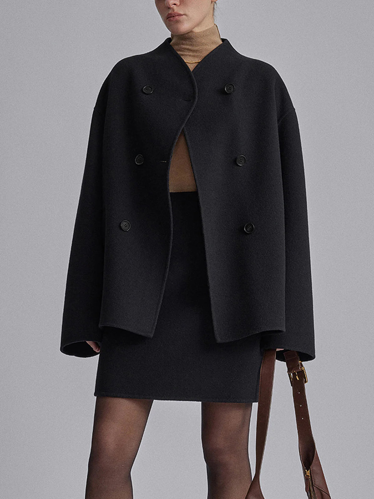 Out-Shine | Stylish and comfortable oversized women's jacket with button closure