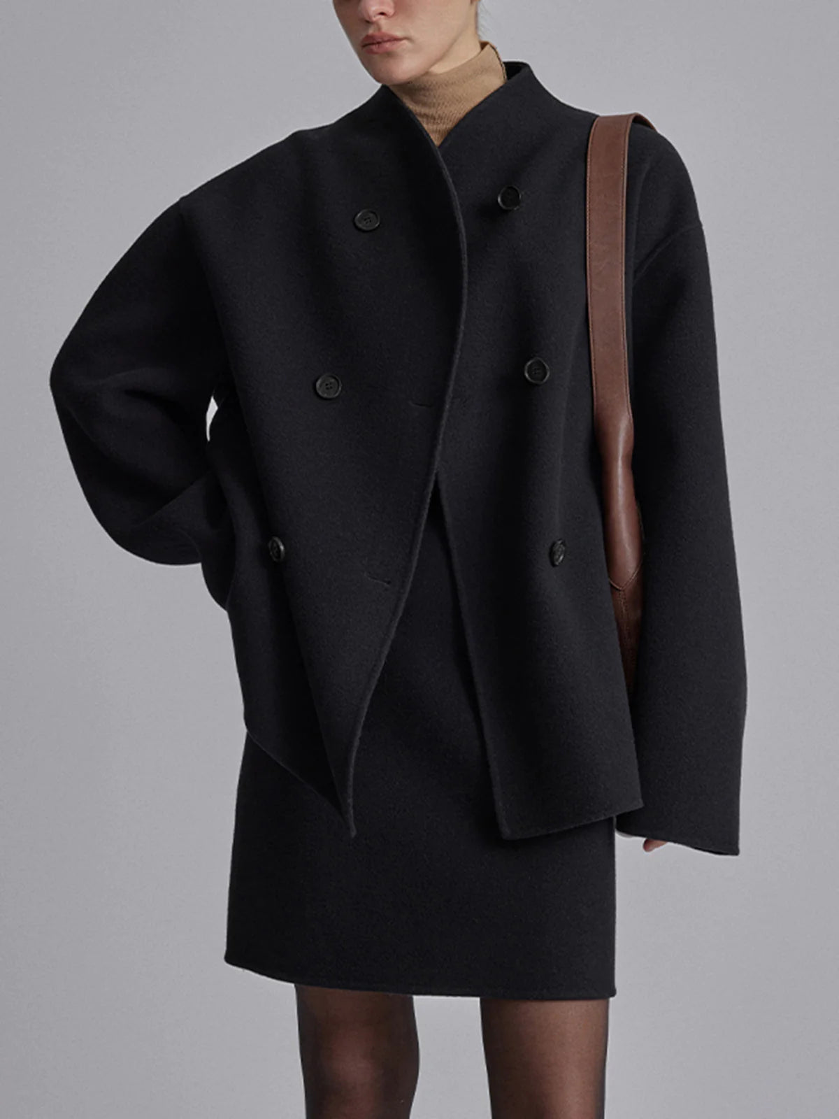 Out-Shine | Stylish and comfortable oversized women's jacket with button closure