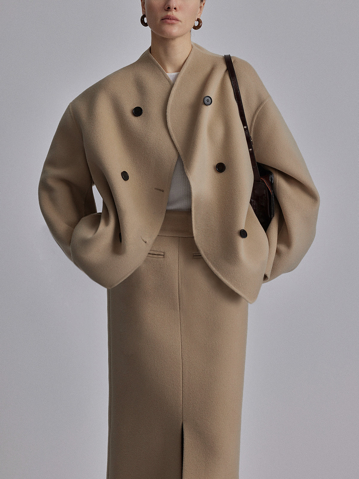 Out-Shine | Stylish and comfortable oversized women's jacket with button closure