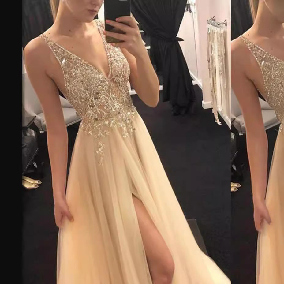 Deslumbra | Vestido de fiesta con escote en V y abertura