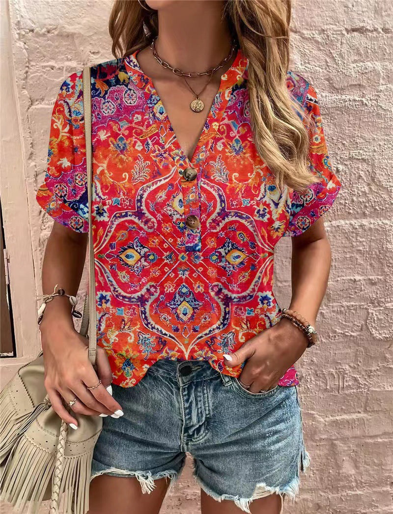 Deslumbra | Blusa moderna de manga corta con botones y estampado 