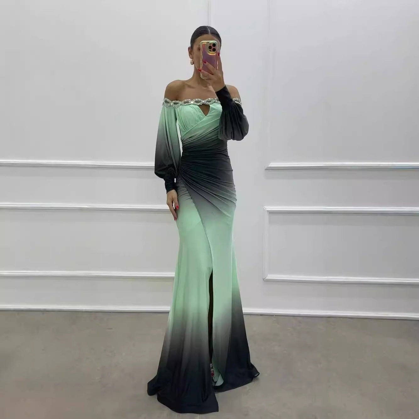 Deslumbra | Vestido de fiesta con camisola y abertura estratégica en corte A