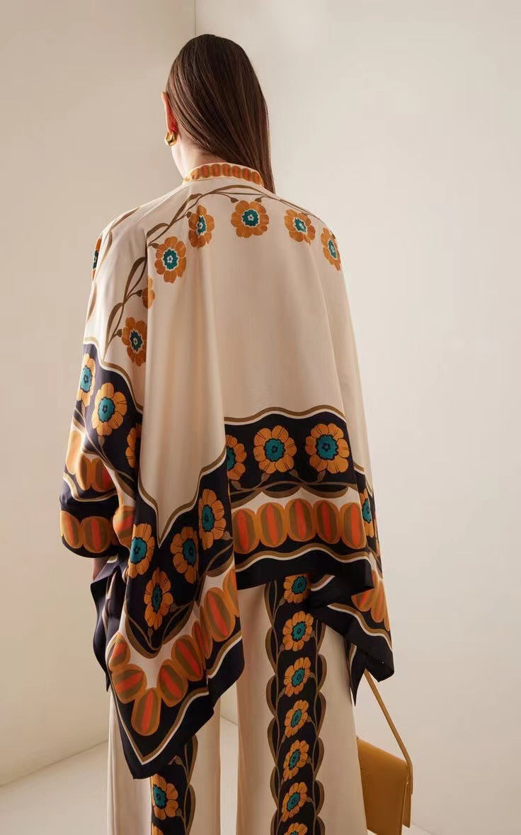 Deslumbra | Conjunto de blusa y pantalón con cuello alto 