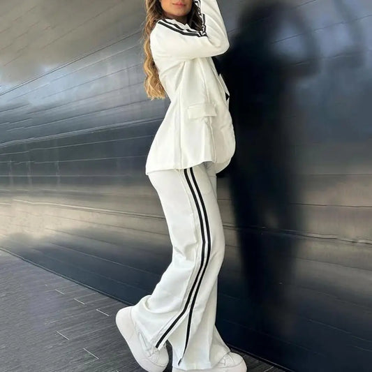 Supera a todos | Conjunto de blazer con solapa y pantalones anchos