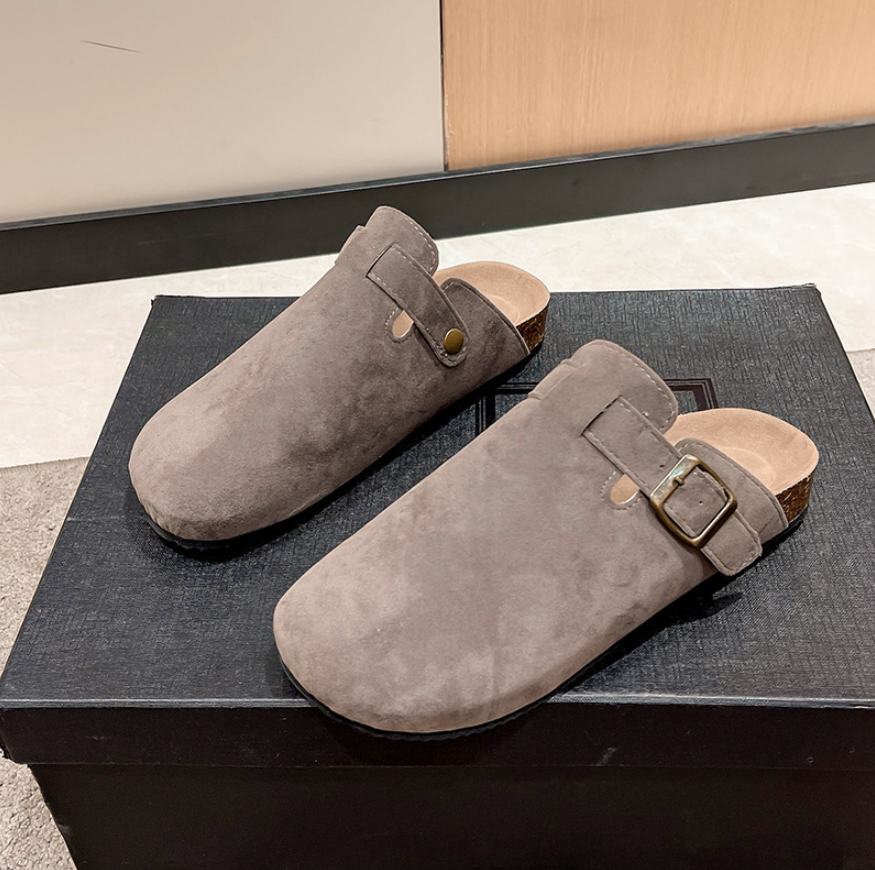 Out-Shine | Casual Suede Buckle-Strap Clogs for