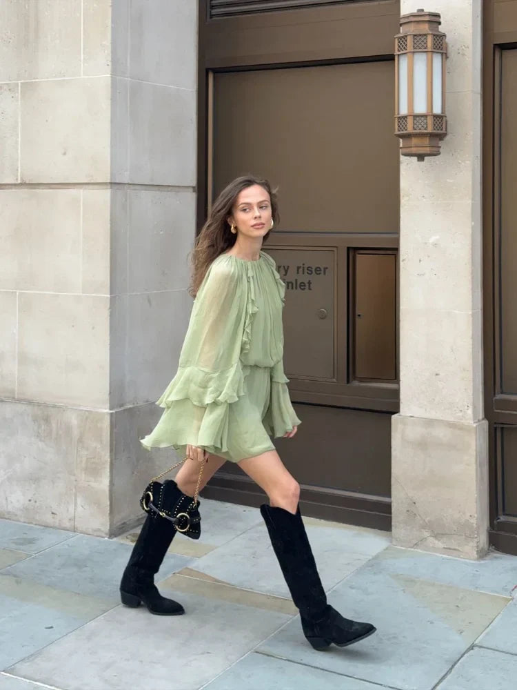 Deslumbra | Minivestido de terciopelo con aberturas