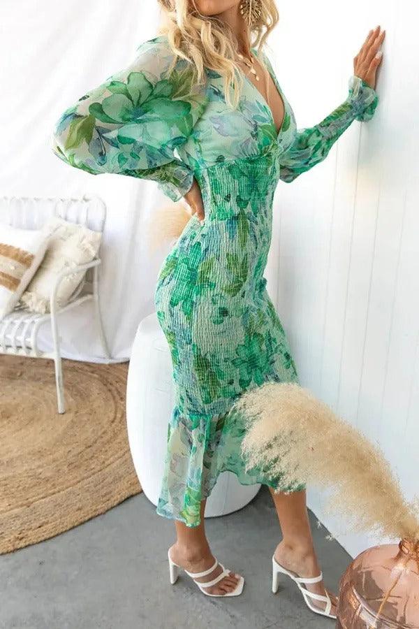 Deslumbra | Vestido midi camisero con volantes florales