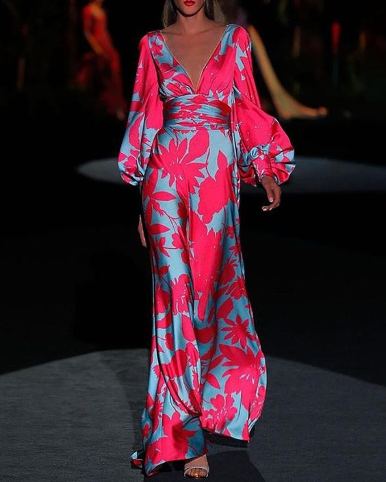 Out-Shine | Trendy Dress With V-Neck